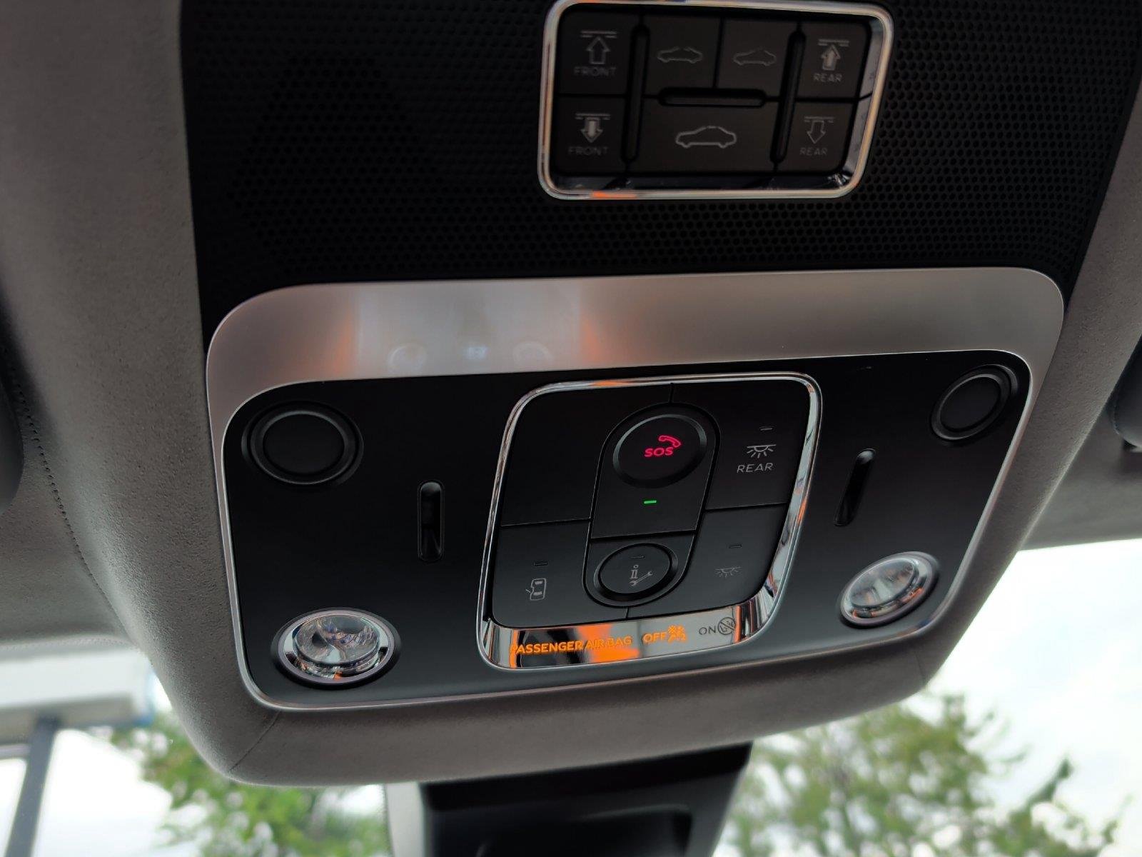 2025 Bentley Flying Spur Speed - Photo 36