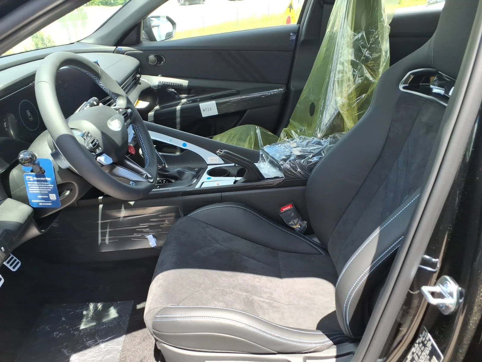 New 2026 Abyss Black Hyundai  image 5