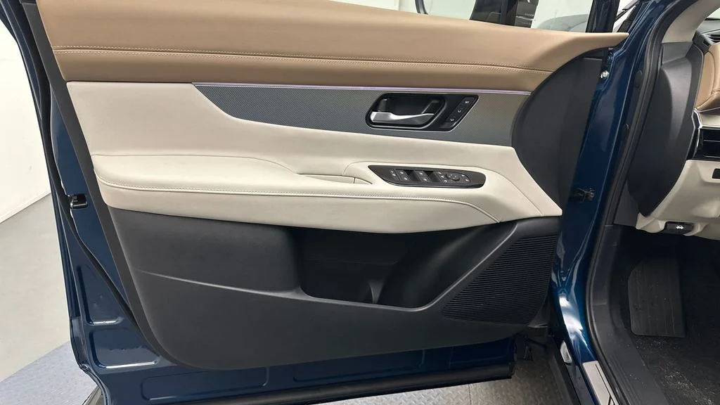 New 2026 Blue Nissan Platinum image 16