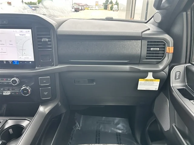 New 2026 Agate Black Metallic FORD Tremor® image 38