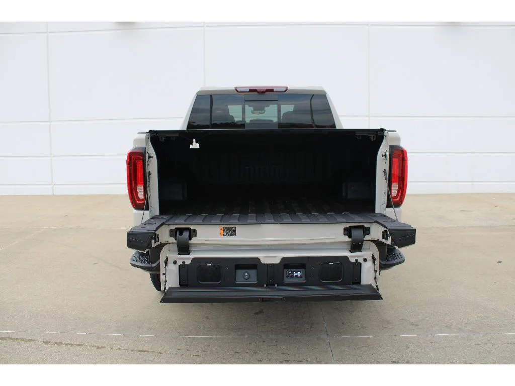 2026 GMC Sierra 1500 AT4X - Photo 23