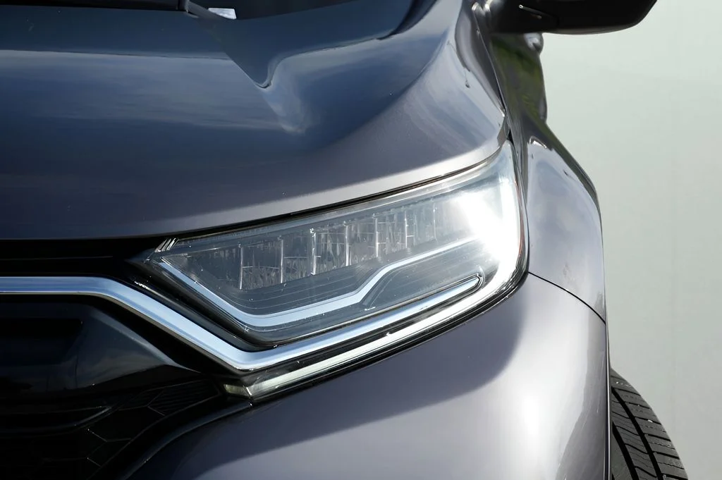 Used 2021 Modern Steel Metallic Honda Touring image 5