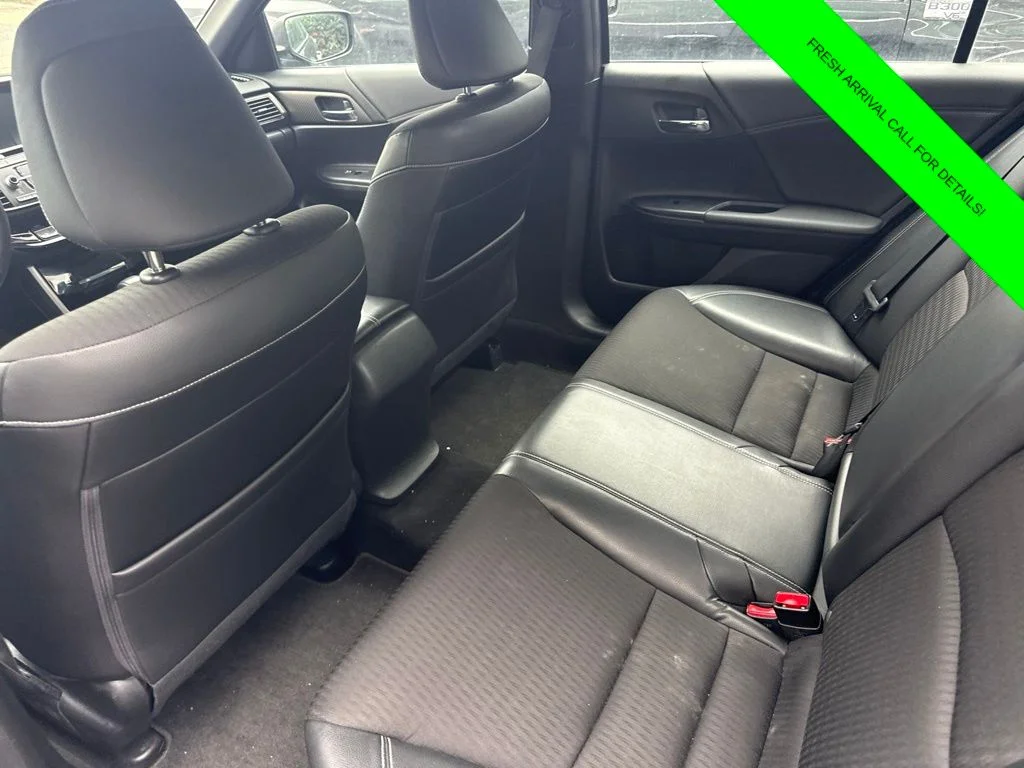 Used 2017  Honda Sport image 10