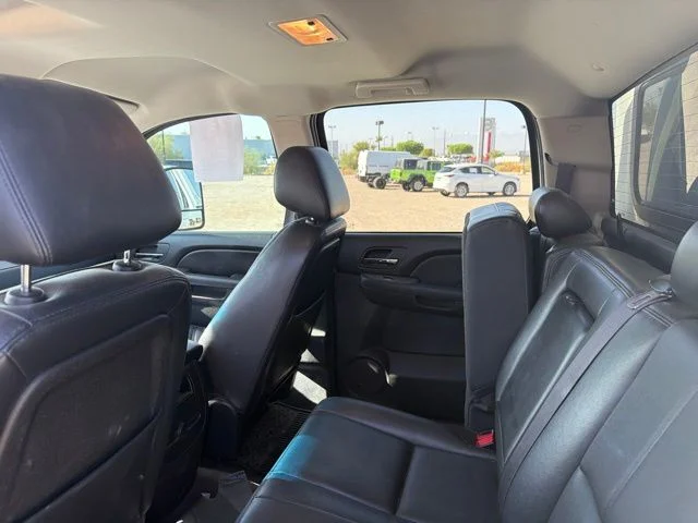 Used 2014 White Chevrolet LTZ image 6