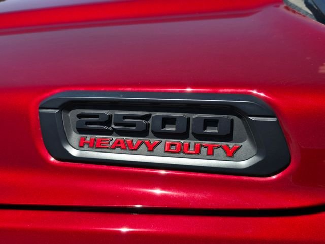 New 2026 Molten Red Pearl-Coat Exterior Paint RAM Big Horn image 29