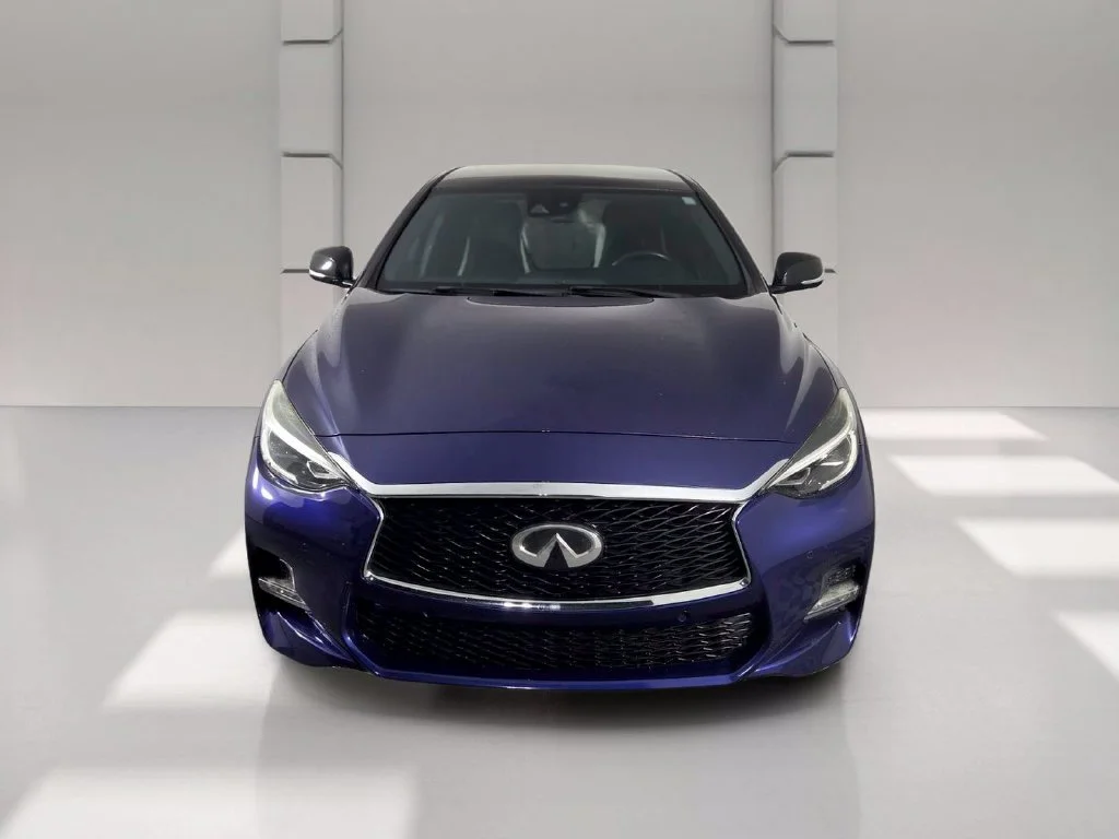 Used 2018 Ink Blue INFINITI Sport image 3