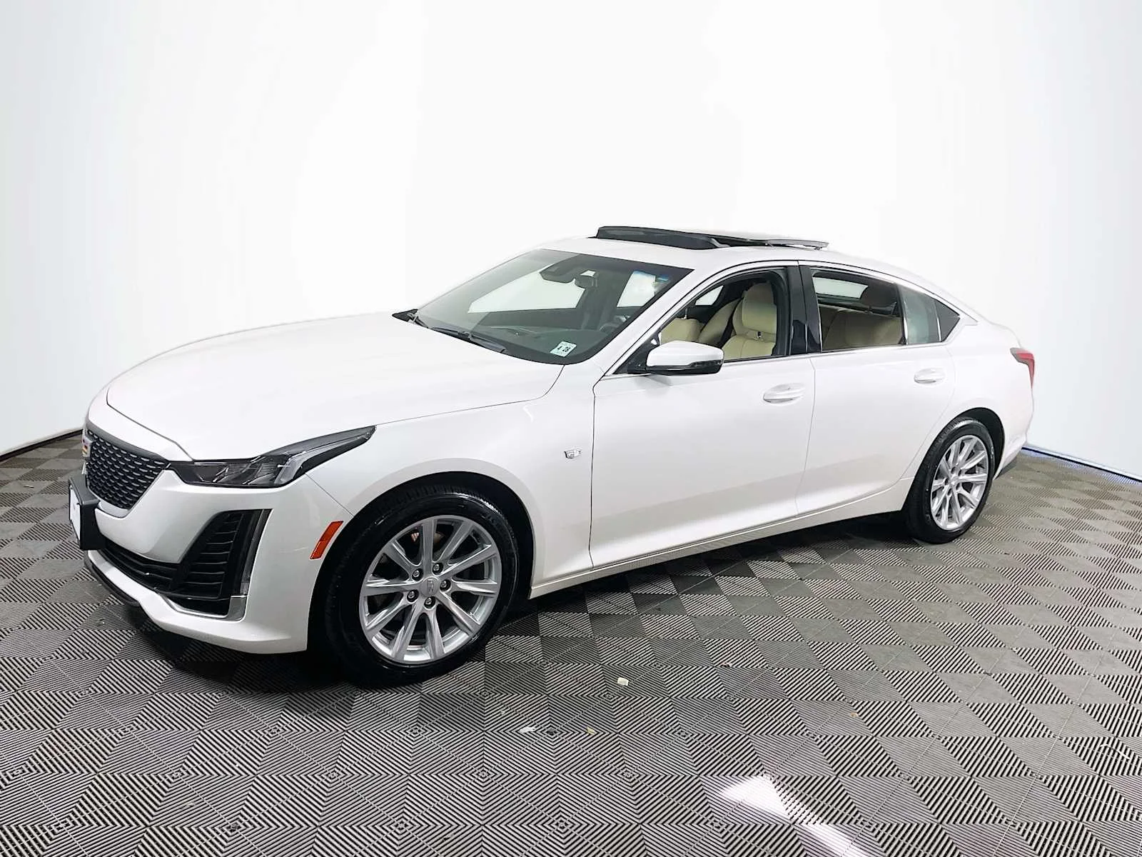 2023 Cadillac CT5 Luxury AWD's photo