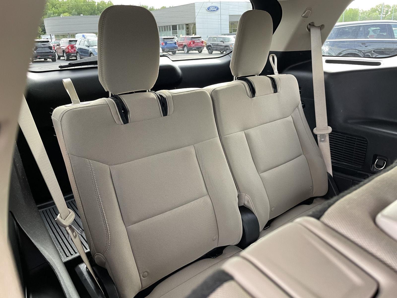 Used 2022 Iconic Silver Ford XLT image 31