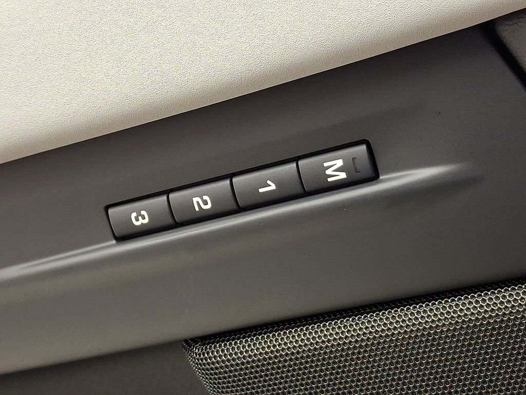 New 2026 Tribeca Blue Metallic Land Rover S image 19