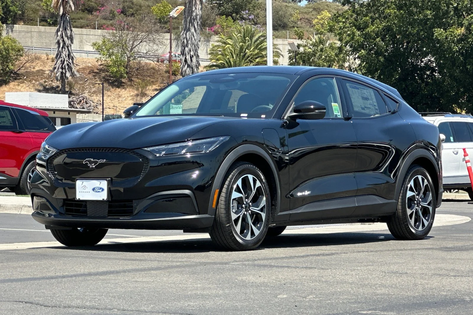 New 2026 Shadow Black Ford Select image 7