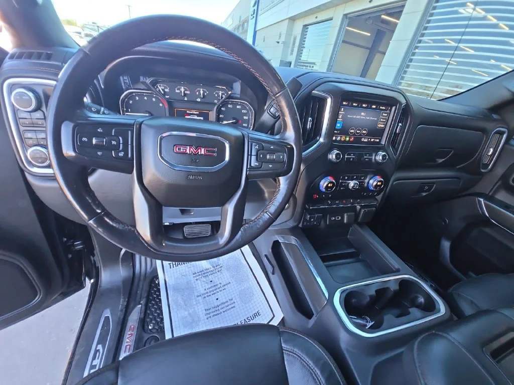 Used 2021 ONYX BLACK GMC AT4 image 27