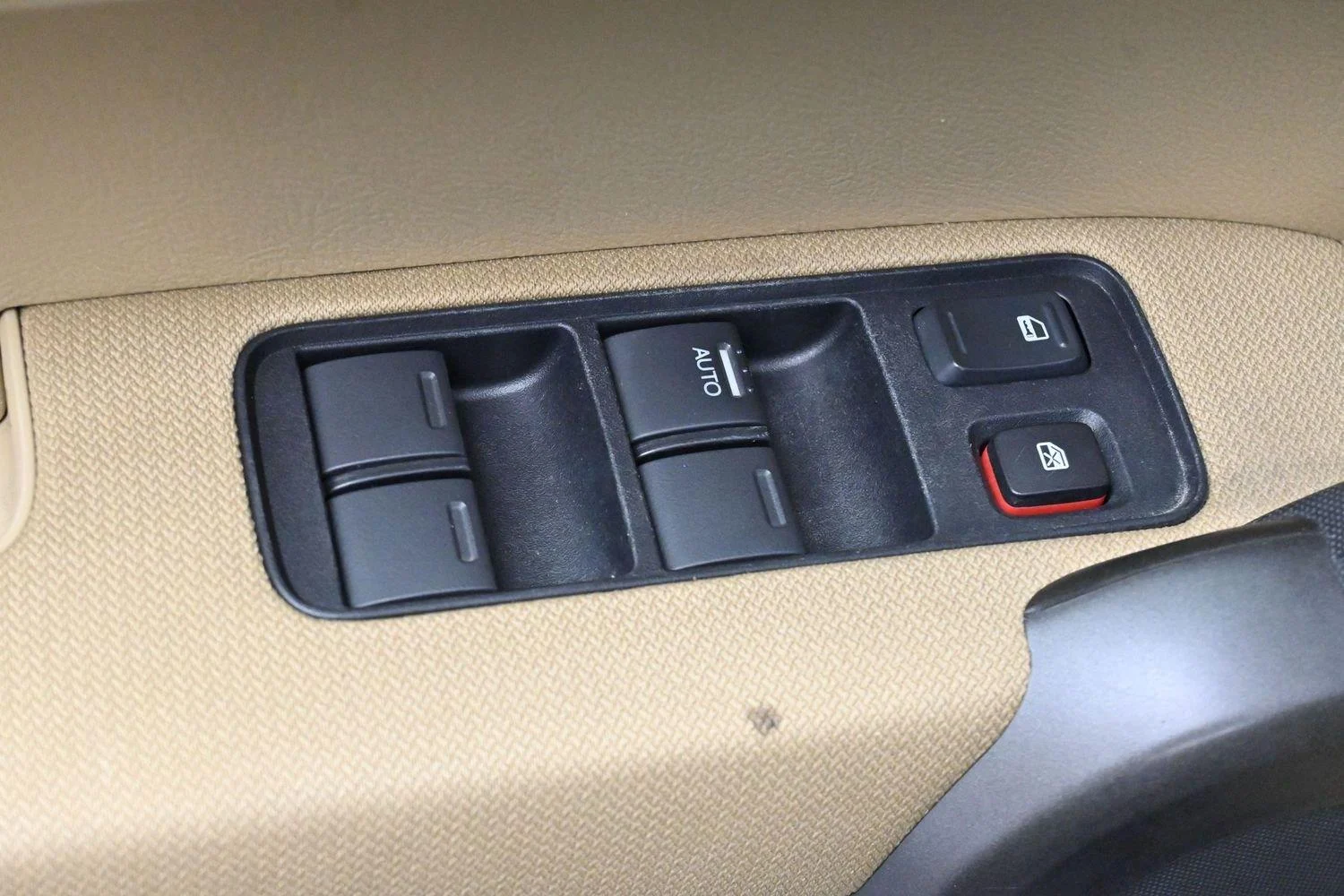 Used 2011 Opal Sage Metallic Honda SE image 11
