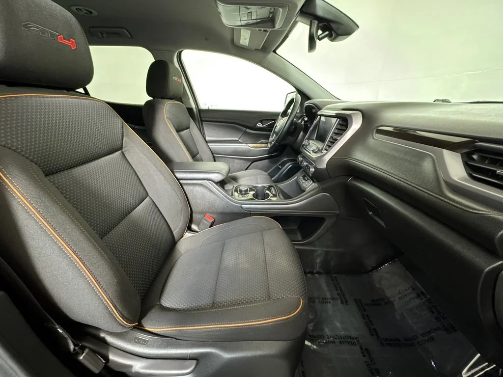 Used 2023 EBONY TWILIGHT METALLIC GMC AT4 image 8