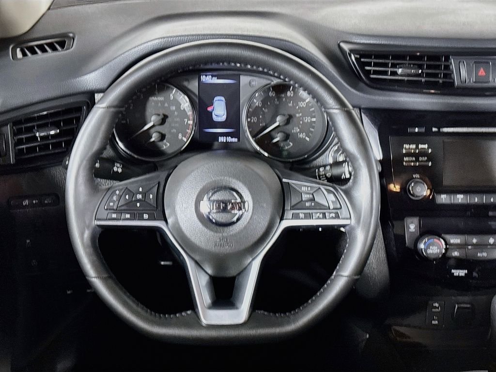 Used 2017 Red Nissan SV image 13
