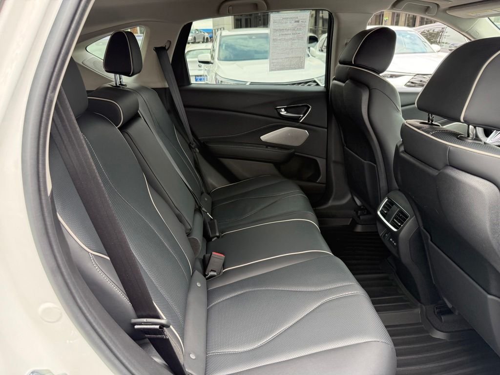 Certified Used 2026 Platinum White Pearl Acura Advance Package image 19