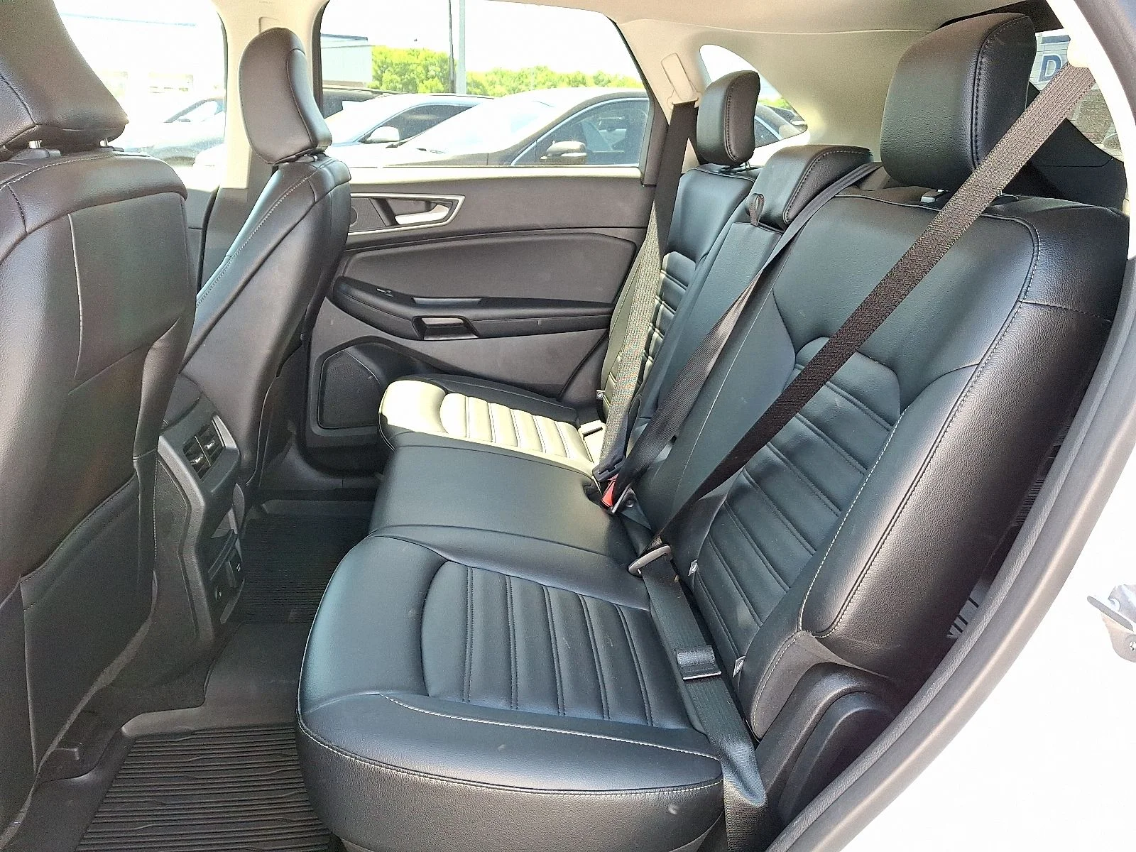 Used 2023 White Ford SEL image 10