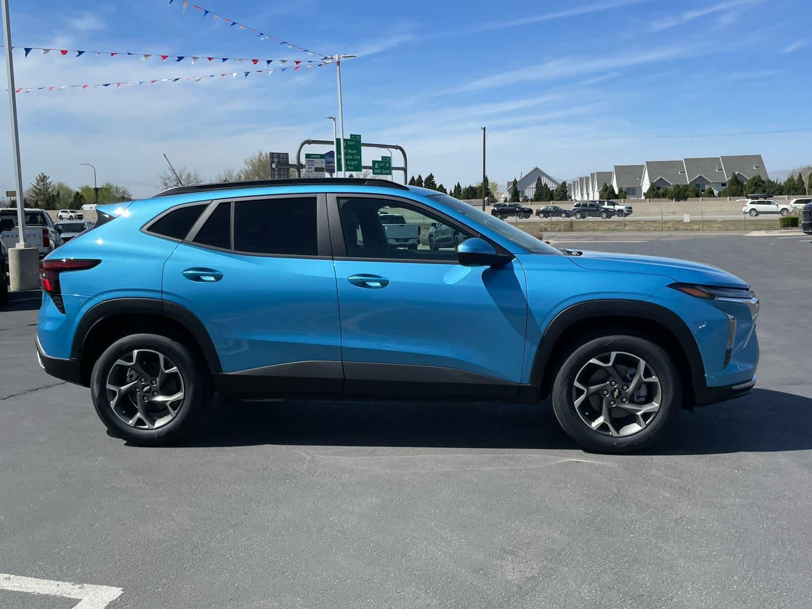 2026 Chevrolet Trax LT - Photo 7