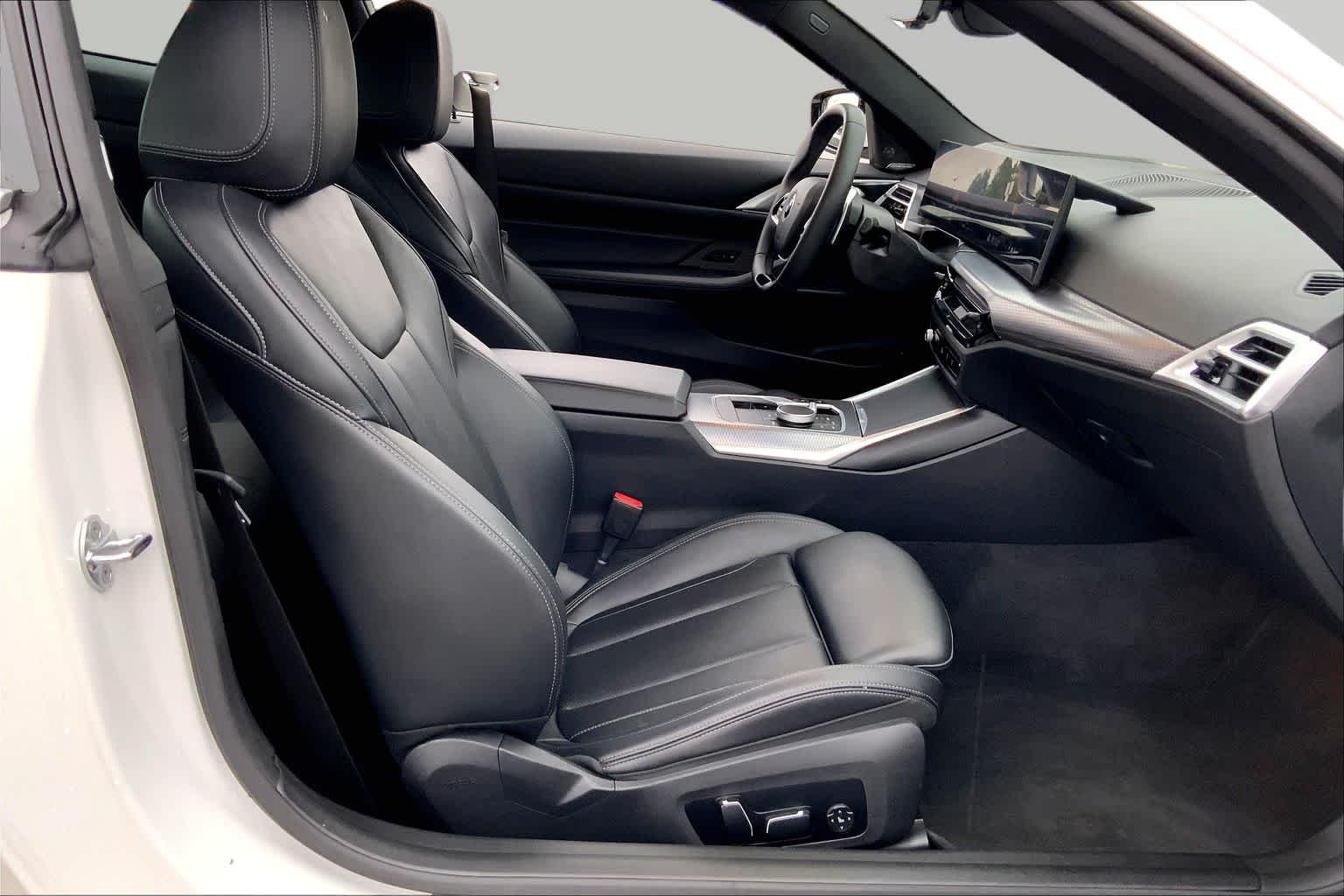 Used 2026 Mineral White Metallic BMW 430i xDrive image 9