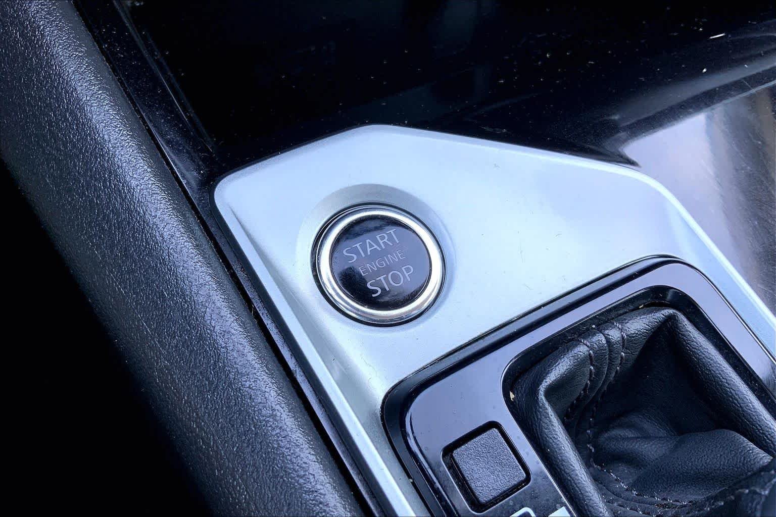 Certified Used 2024 Gun Metallic Nissan 2.5 SV image 29