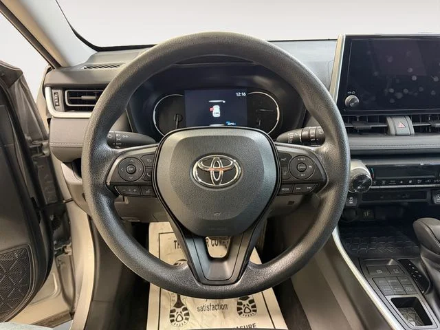 Used 2025 Silver Toyota XLE image 13
