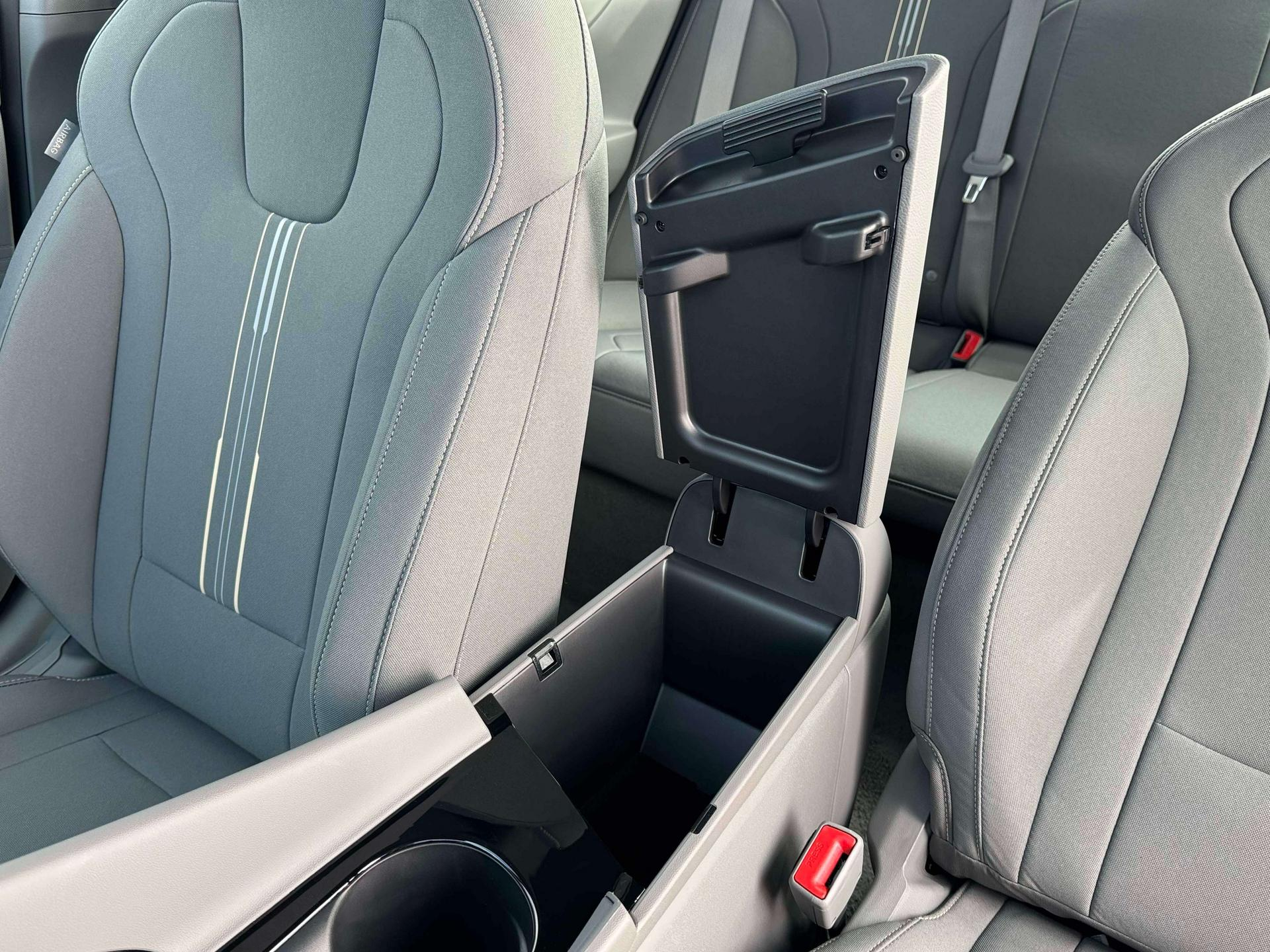 New 2026 Gray Hyundai Blue image 18
