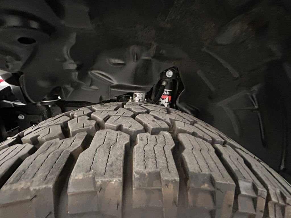 2025 Jeep Gladiator Mojave - Photo 22