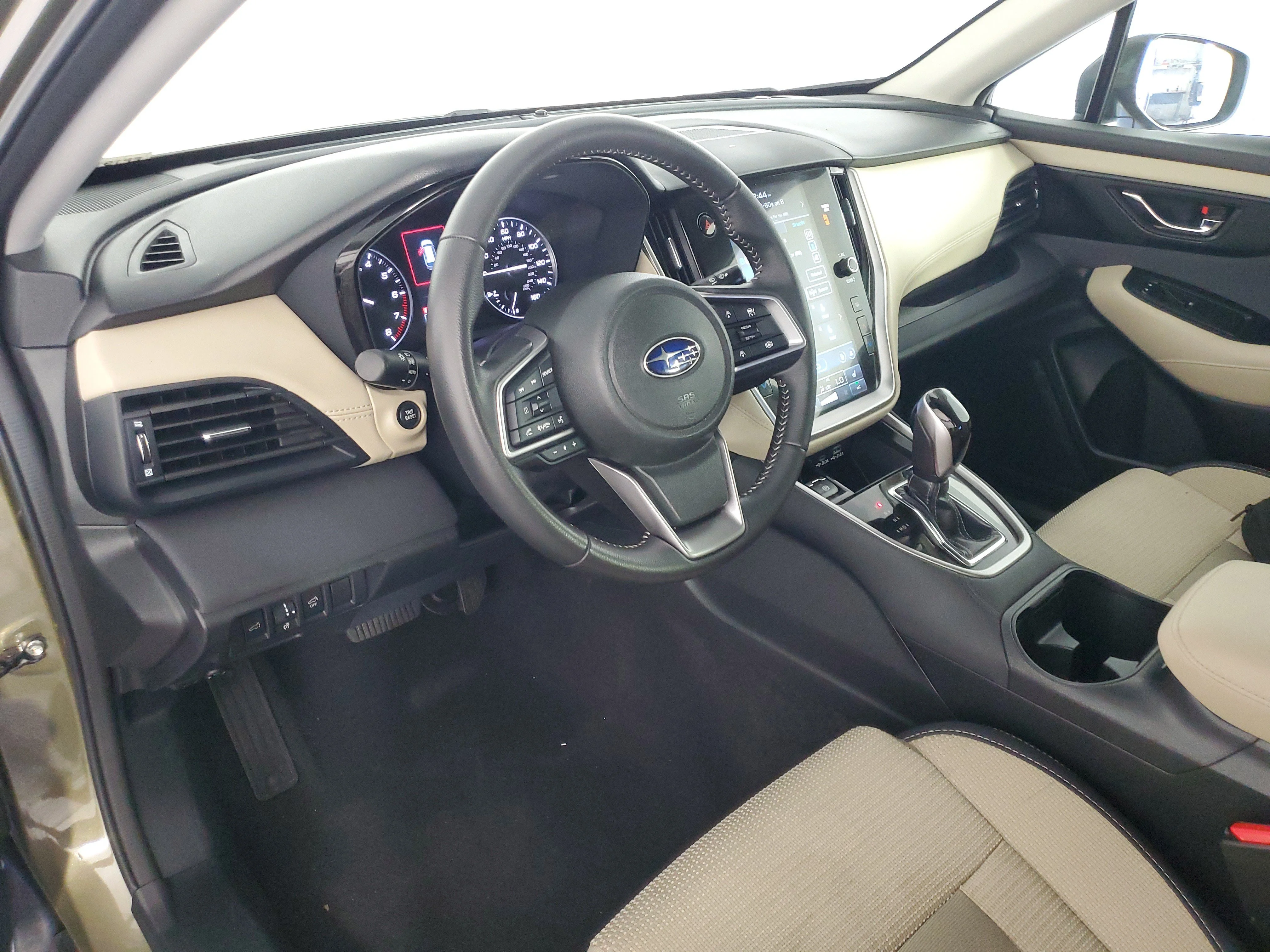 Used 2025 Autumn Green Metallic Subaru Premium image 11