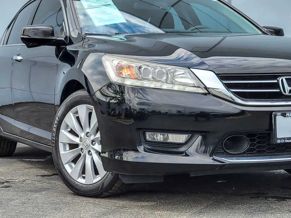 Used 2014 Black Honda Touring image 3