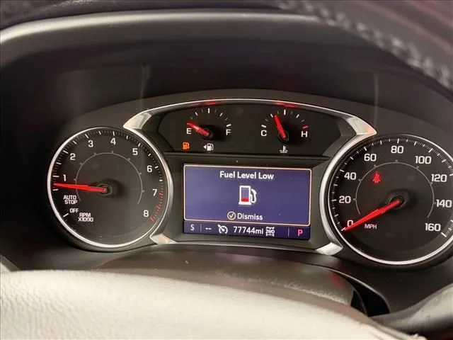 Used 2020 Black GMC AT4 image 18