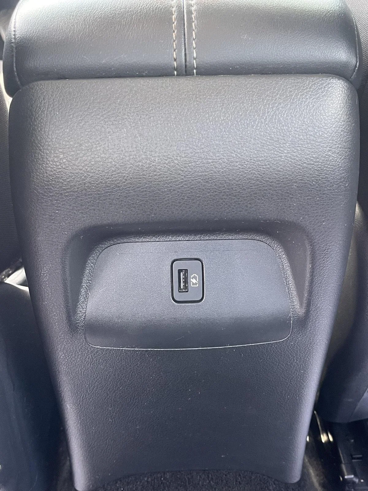 Used 2024 Super Black Nissan SV image 33