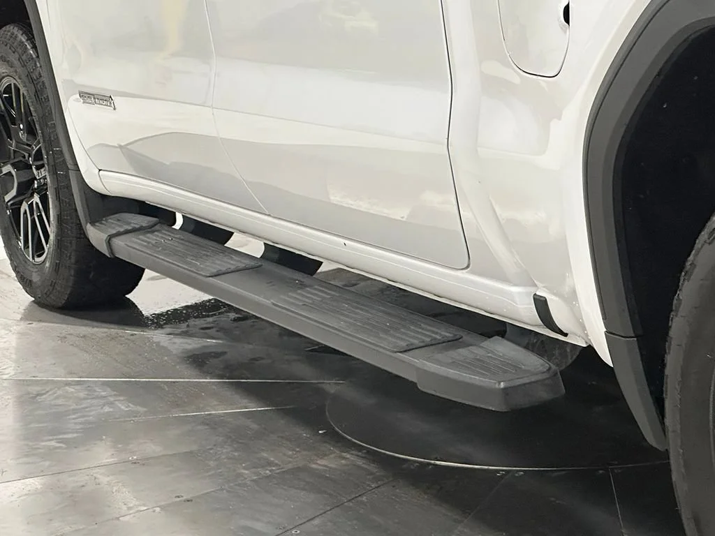 Used 2026 Summit White GMC Elevation image 18