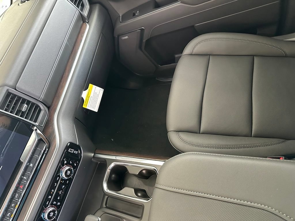 2026 GMC Sierra 1500 SLT - Photo 24