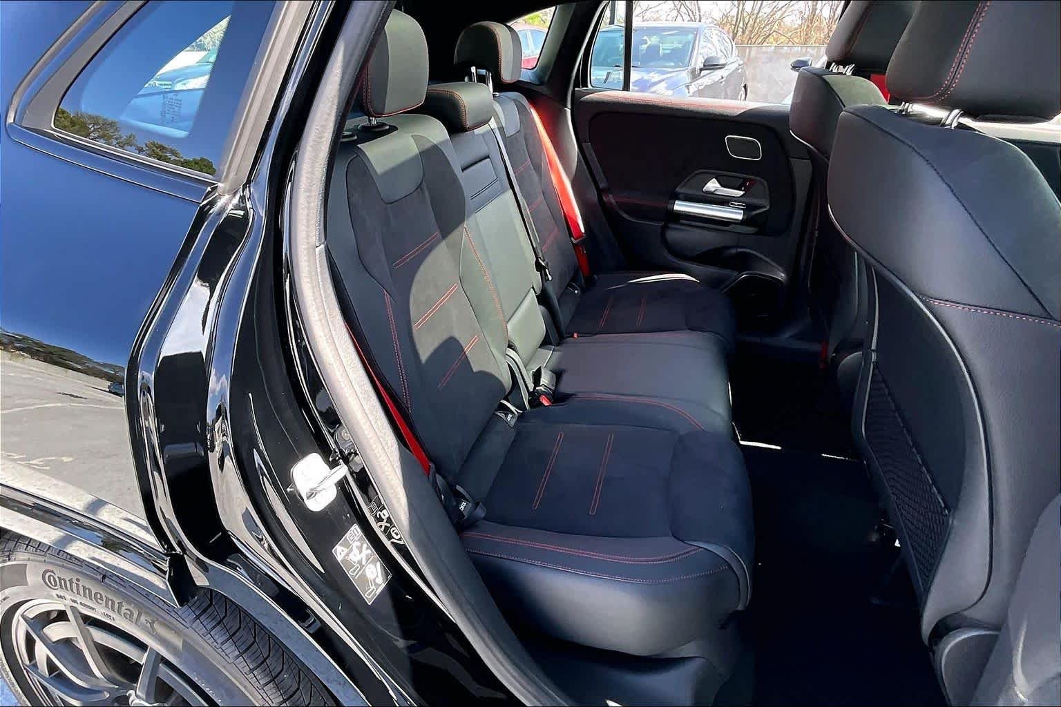 Used 2025 Night Black Mercedes-Benz AMG® GLA 35 image 33