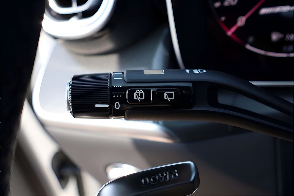 2025 Mercedes-Benz GLC AMG GLC63 S - Photo 76