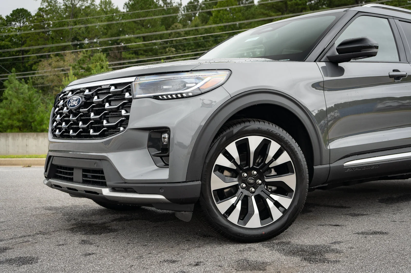 New 2027 Carbonized Gray Metallic Ford Platinum™ image 6