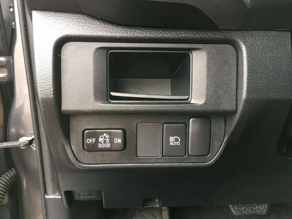 2019 Toyota Tacoma SR5 - Photo 19