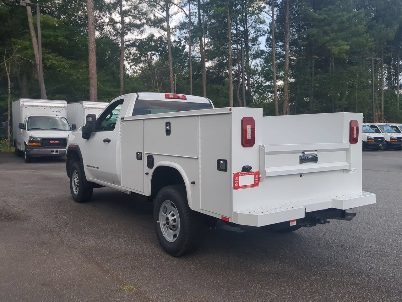 New 2026 Summit White GMC Pro image 6