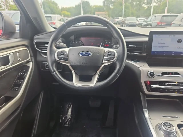 Used 2023  Ford XLT image 28