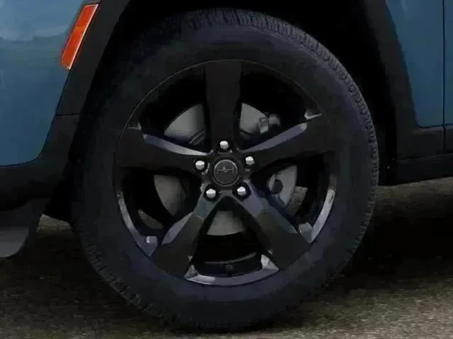 New 2027 Steel Blue Paint Jeep Limited image 4