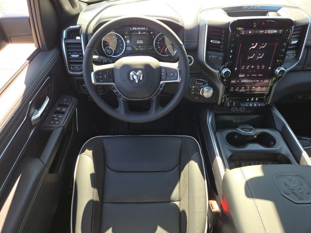 New 2026 Granite Crystal Metallic Clear-Coat Exterior Paint RAM Laramie image 9