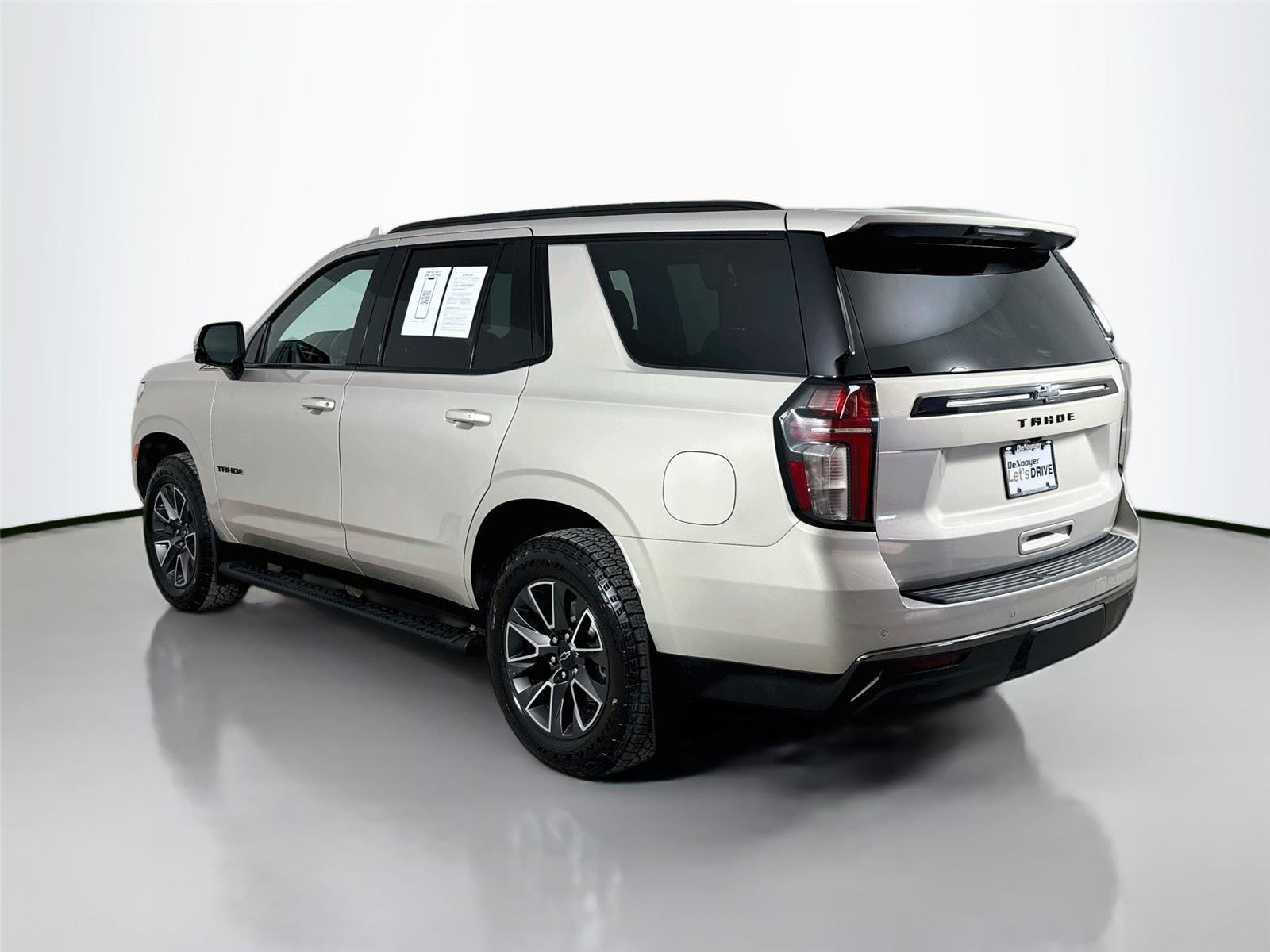Used 2021 EMPIRE BEIGE METALLIC Chevrolet Z71 image 7