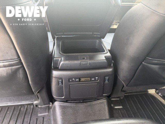 Certified Used 2022 Aspen White Nissan Platinum image 28