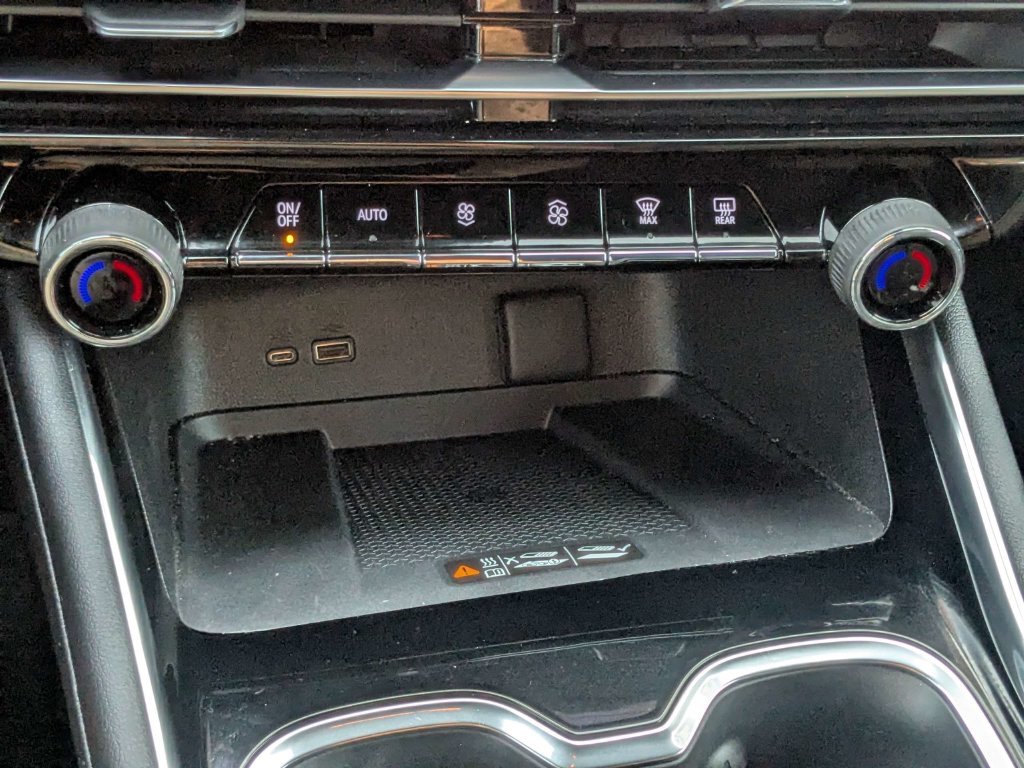 Used 2025 Gray Chevrolet LT image 28