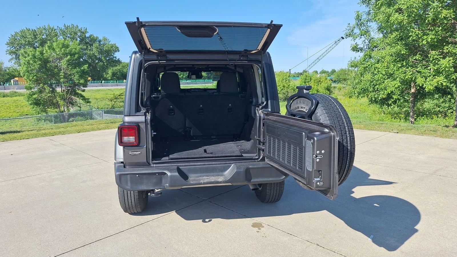 Certified Used 2025 Gray Jeep Sport S image 14