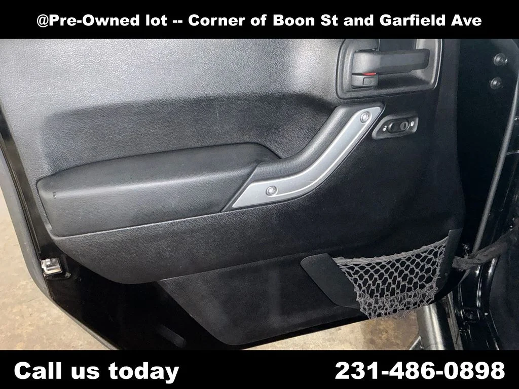 Used 2011 Black Jeep Unlimited Rubicon image 15