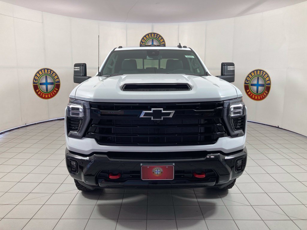 New 2026 Summit White Chevrolet LT image 17