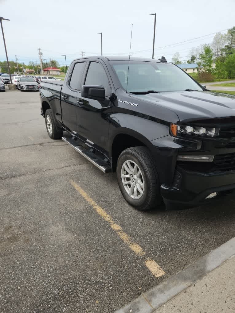 Used 2022 Black Chevrolet RST image 2