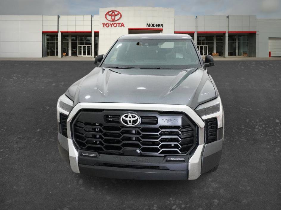 New 2026 Magnetic Gray Meta Toyota SR5 image 4