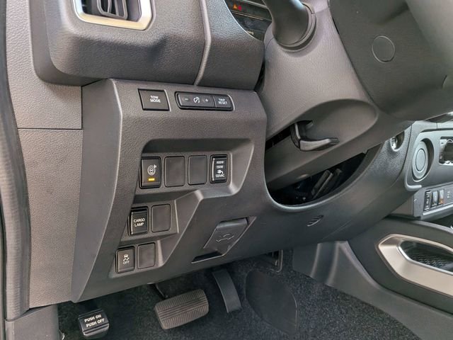New 2026 Super Black Nissan Crew Cab SV image 17