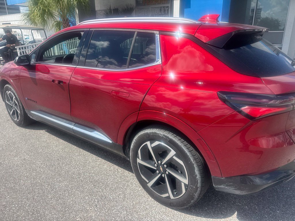2024 Chevrolet Equinox EV LT - Photo 6